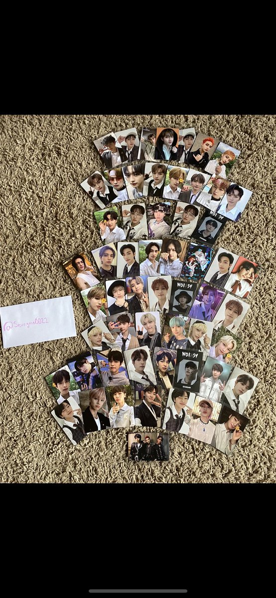 seungmo0022's tweet photo. WTS (want to sale) prices $3-$10 (usd)
Uses venmo or cashapp
Based in usa 
Will do worldwide
Have: See photos below
I’m not collecting anymore and want to find homes for all my pcs!
@skztrade @photocard_kpop 
@TradeStrayKids @kpoptradeusa @kpopthriftshop @strayselling https://t.co/6Rqjra3IQq