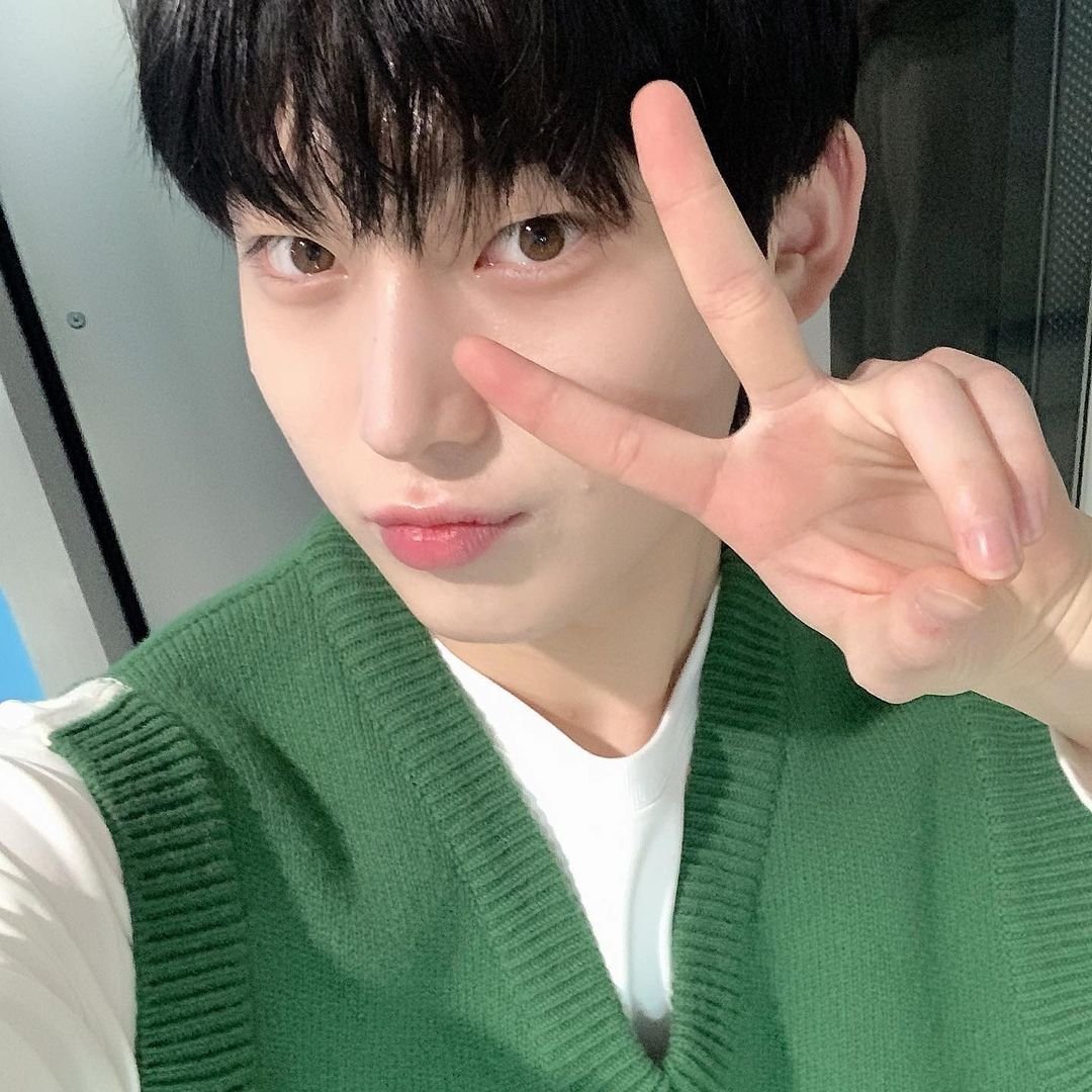 ENHYPEN GLOBAL on Twitter: "[INSTAGRAM] 220320 ㅡ @.ebsfmlisten ð¦우정Dayð