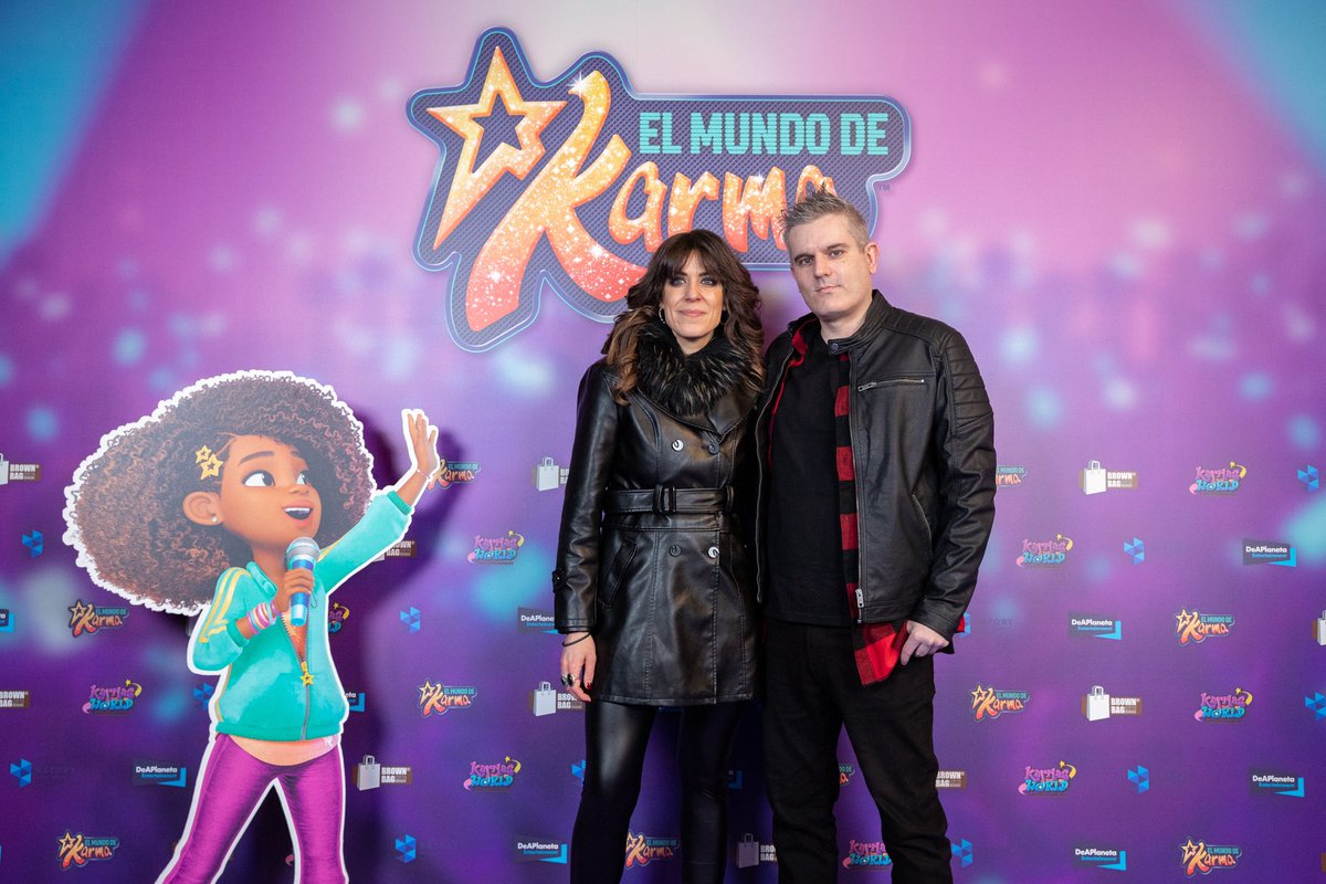 Ayer nos invitaron a la premiere de la serie de Netflix #ElMundoDeKarma, una serie infantil con un maravilloso mensaje de superación personal. Muchas gracias a <a href="/DeAPlaneta/">DeAPlaneta</a>, @Elmundodekarma y <a href="/NetflixES/">Netflix España</a> por la invitación. Y a <a href="/EsterGotor/">Ester Gotor</a> y <a href="/Cinemascomics/">Cinemascomics</a> por esa bonita entrevista.