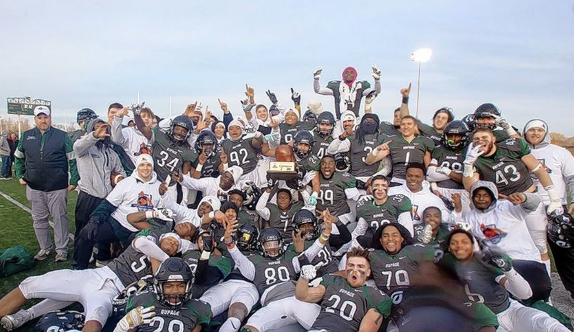 mcclinon_derek's tweet photo. Committed COD ✅ @FBCoach_Rahn @Dupage_Football @CoachKeanePHS https://t.co/p1RuNV1oec