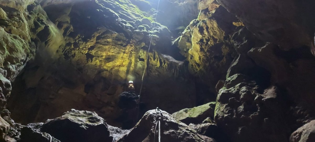 Avui hem visitat l'Avenc d'en Roca.
#espeleo
#Santfeliudellobregat