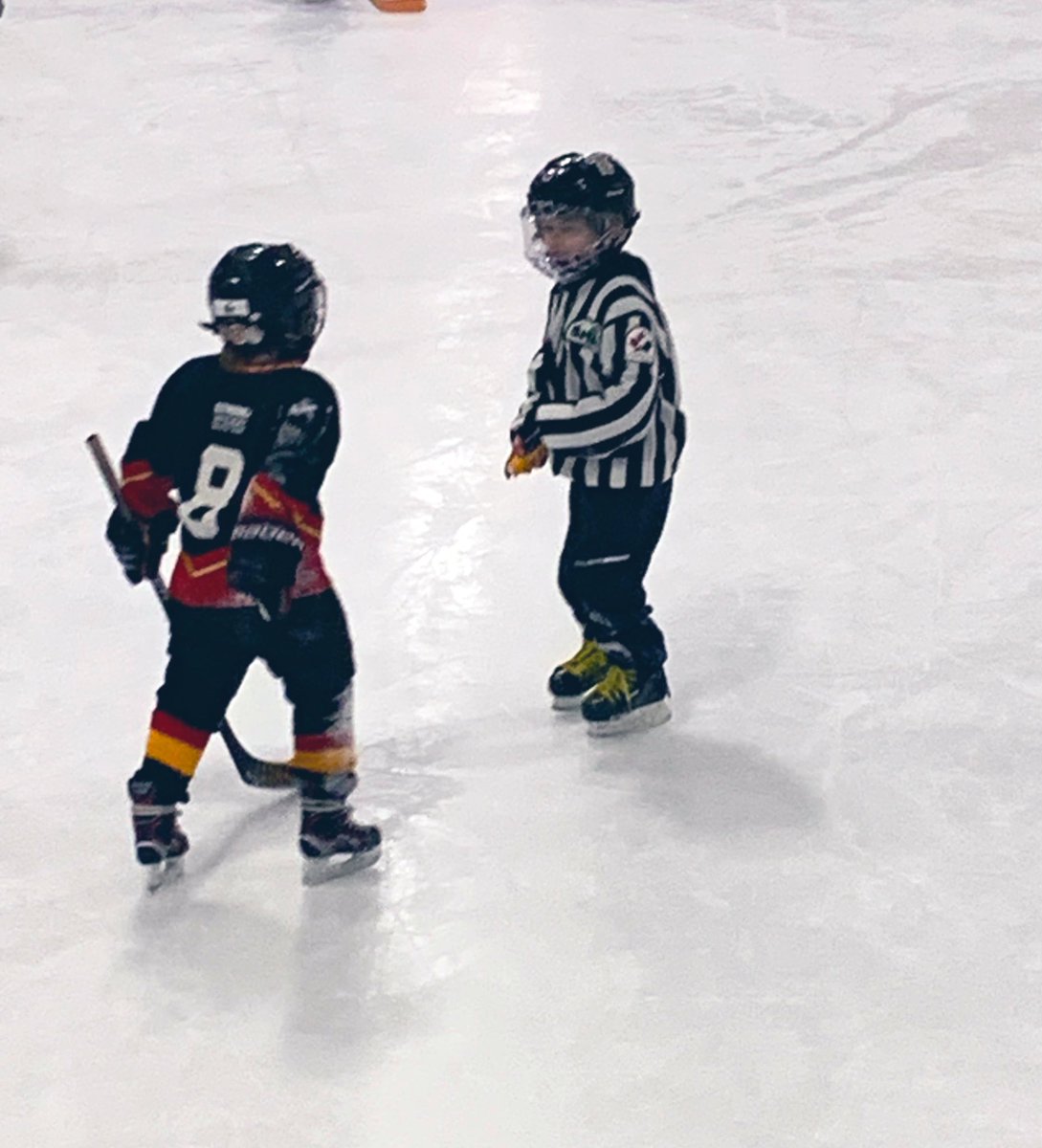 Krista_B_85's tweet photo. This guy made his reffing debut today at the 345 Fun Hockey tourney. He reffed for candy bags, rink fries & rootbeer and as a real added bonus, no 🐦 yelled at him even after he went and fist bumped his good buddy after his goal. Really fun day in Odessa! #BiasAF https://t.co/QCWioOimns