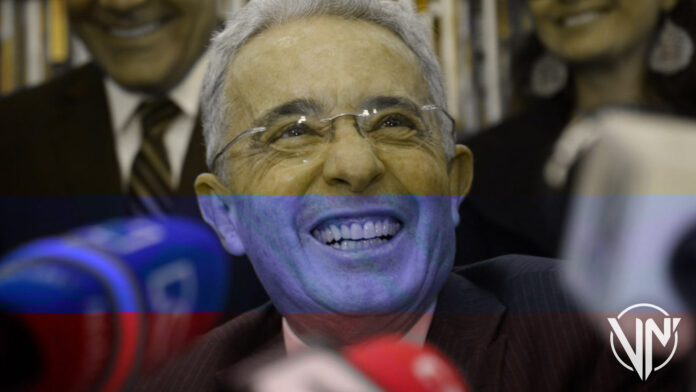 Vea cómo le respondieron a Álvaro Uribe por culpar a Venezuela de fraude
#ViveAVenezuela venezuela-news.com/vea-como-le-re… vía <a href="/Agencia_VN/">Agencia Venezuela News</a>