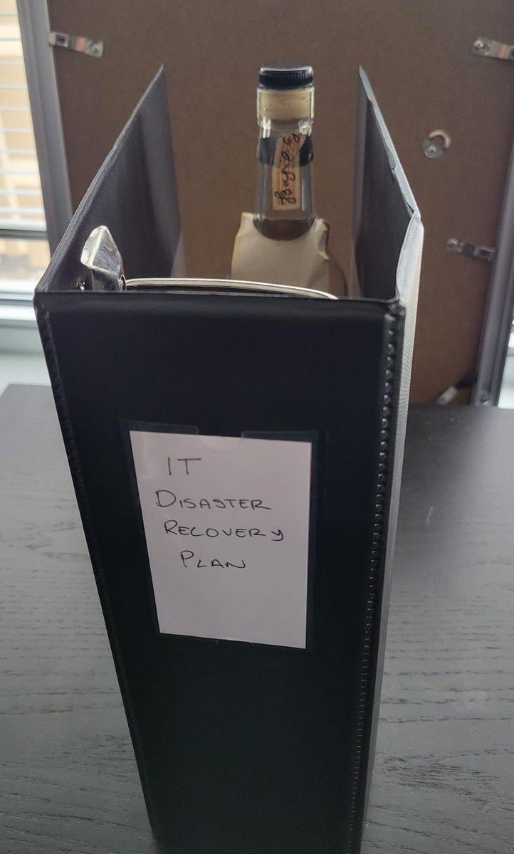 Lina (@d0rkph0enix) on Twitter photo 