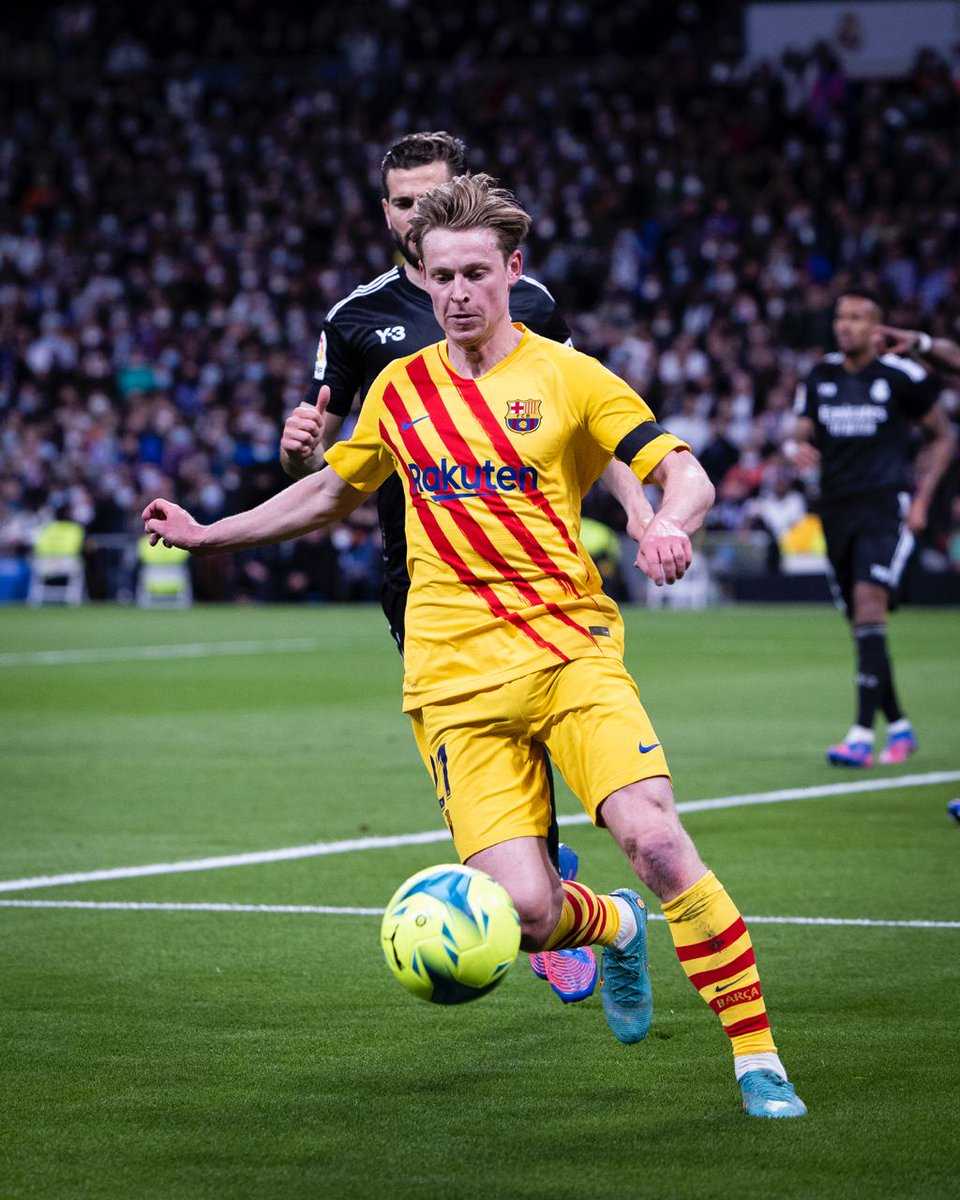 iversondelrey's tweet photo. Again Frenkie's amazing performance is going to be underrated by the fans. His contribution to the team are very vital. What's even more amazing is how he adapted to change in role under different coaches. Lastly his contribution in 3rd goal was amazing. https://t.co/ojUeqx279U