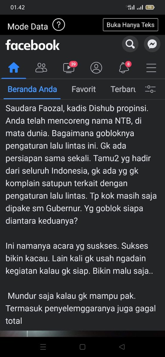 Kekecewaan penonton terhadap manajemen transportasi MotoGP tumpah di facebook. Kekurangan bisa dimaklumi, tapi membiarkan penonton nggak ada akses transportasi (bis) hingga tengah malam itu KELEWATAN bosss… Gubernur NTB, Kadishub. Kalian berdua MINTA MAAF lah