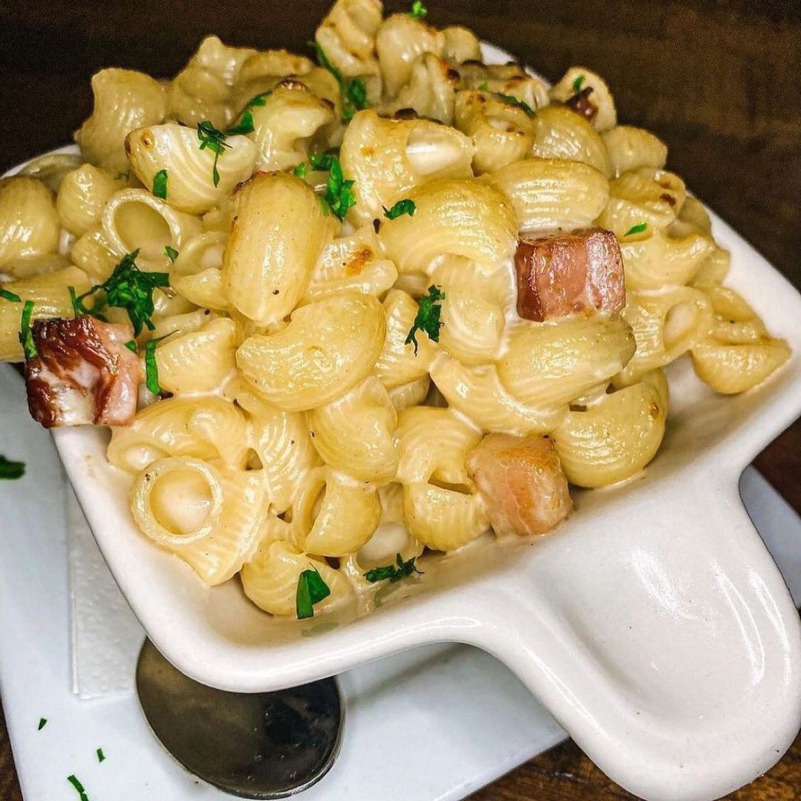 The Truffle Mac always hits🔥🧀 see you tonight! 📸 : @hangryhumphrey