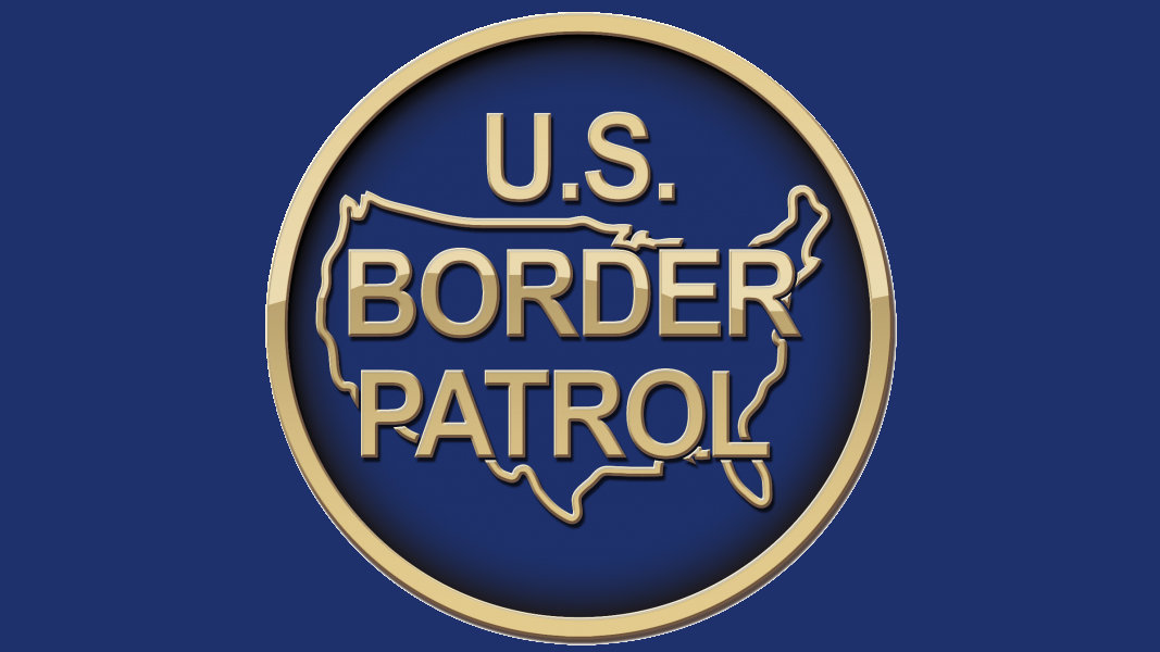 borderObserver's tweet photo. Border Patrol foils human smuggling attempt in upstate New York
https://t.co/bKcN1GoAVv
#NorthBorder 11 Mar 2022

During the vehicle stop, agents confirmed that the 5 passengers were citizens of Mexico - 3 entered illegally.

#CBP_action qt-cbp-media-3355 #borderObserver https://t.co/V8Jbk5lKL4