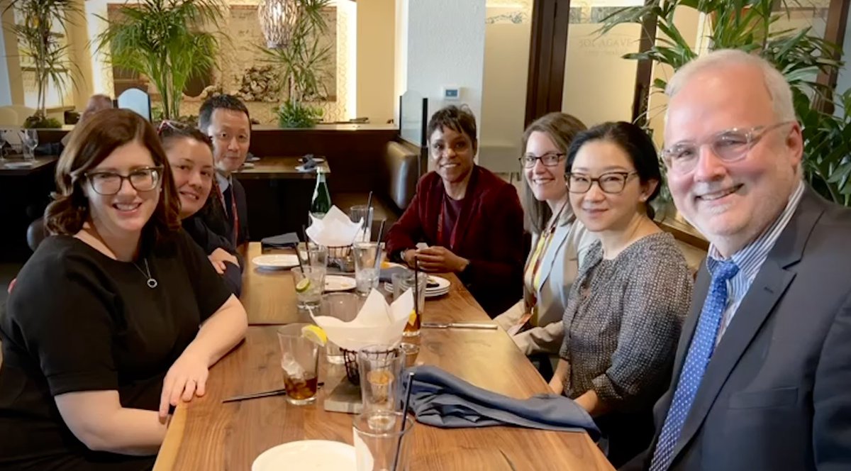 #PBPS Post-Companion meeting celebratory lunch 🎉 <a href="/LizThompsonMD/">Liz Thompson</a> <a href="/burcinp/">burcin pehlivanoglu</a> <a href="/MichelleReidMD/">Michelle Reid MD</a> <a href="/Allende_DS/">Daniela Allende, MD MBA</a> <a href="/mabes_nyc/">Huaibin Mabel Ko</a> <a href="/DavidKlimstra/">David Klimstra</a> and Dr. Yoh Zen. #USCAP2022