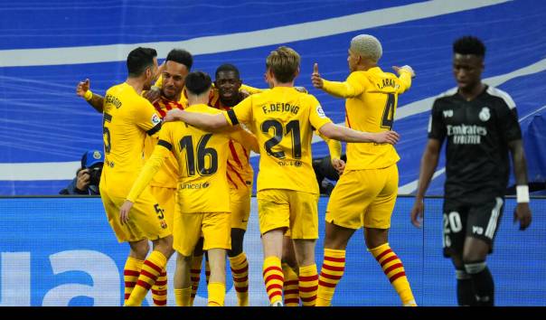 KompasTV's tweet photo. Hasil Real Madrid vs Barcelona: Aubameyang Borong 2 Gol, Blaugrana Menang 4-0 https://t.co/1jlEz3WJ98 https://t.co/x2WYDz34BD
