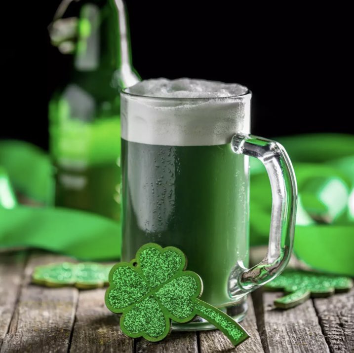 brewtaneous's tweet photo. One of the many great things about #BREWTANEOUS? Your powder can be any color and not affect the delicious taste. #StPatricksBeer #PowderedBeer #Beer #GreenBeer https://t.co/80KI8MGUbv