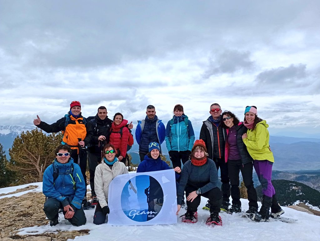 geamreus's tweet photo. A veure... Com ho diríem: Curs alpinisme hivernal 1, sortida de raquetes a Fonpedrós, Curs esquí de muntanya nivell 1,... Tot en cap de setmana!! Això del @geamreus és la canya i t'ho estàs perdent!!!!!??🧗🏼‍♂️🏔️⛷️ https://t.co/BqSUyhVs8N