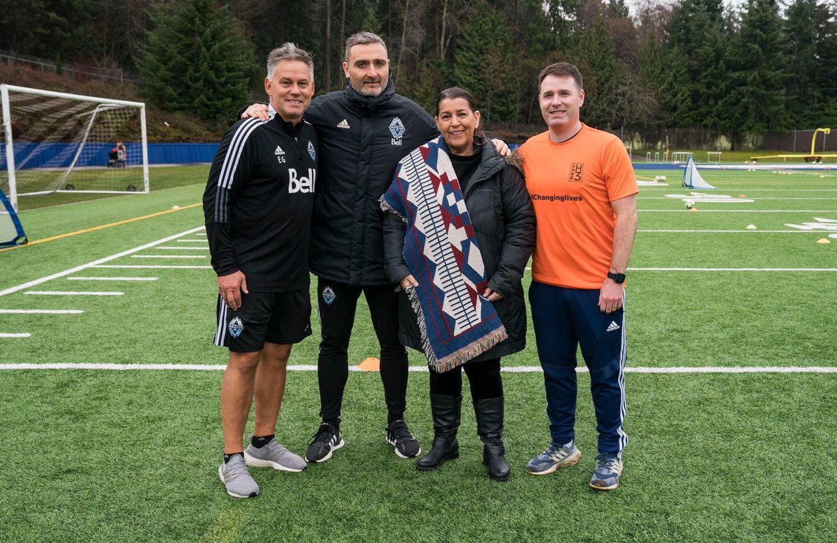 HopeandHealth4l's tweet photo. Sending champions vibes & cheering on our favourite team + partners @WhitecapsFC on game day for an awesome result! We love you! 🧡⚽️🤩 #bethechange #onemindoneheart #champions #inittowinit #ittakesavillage https://t.co/zah3QFxozM