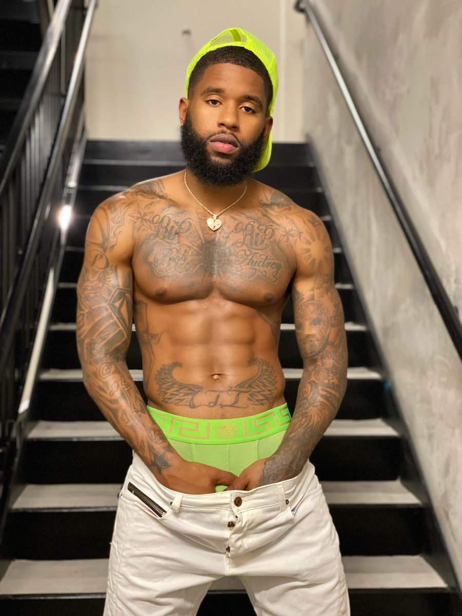 Smash or Pass? 🤔 onlyfans.com/mackem