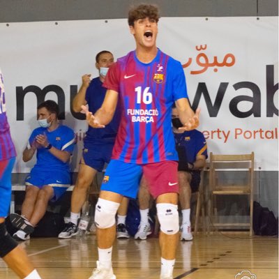 ValinoIsaac's tweet photo. #NuevaFotoDePerfil https://t.co/dJkKrE9PNz