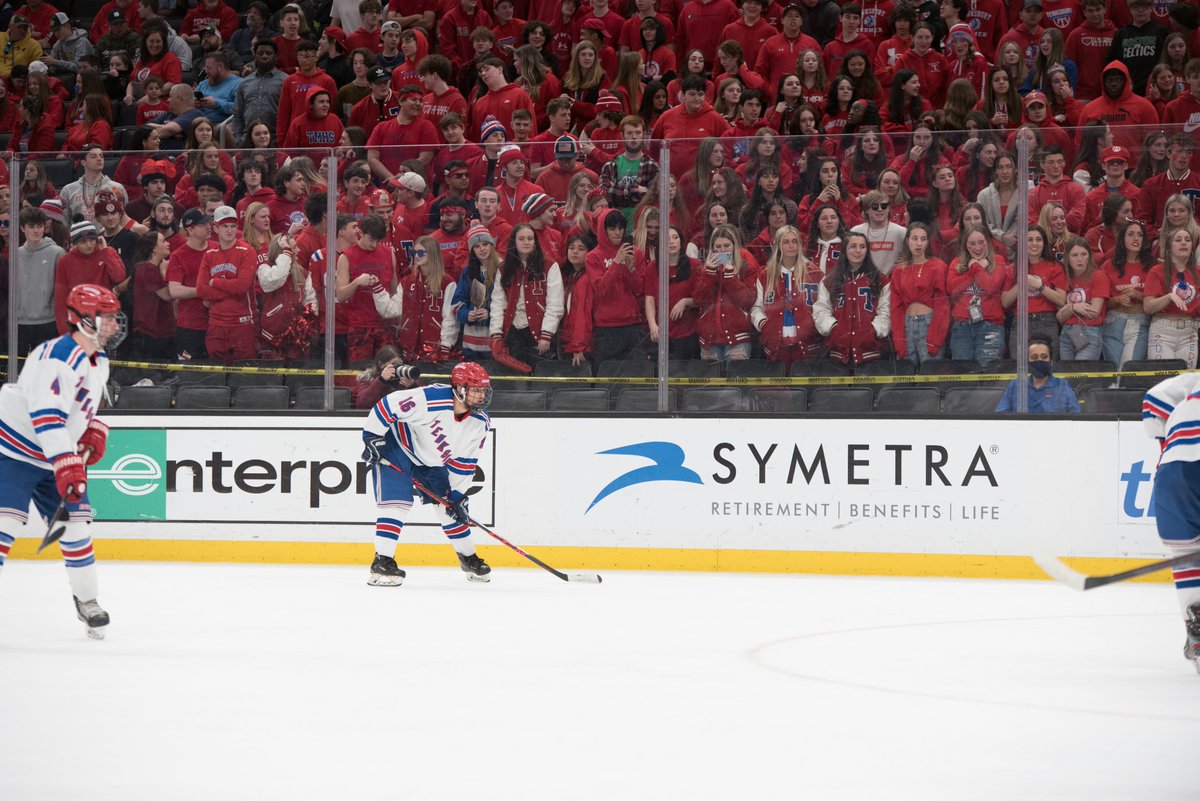 HNIBonline's tweet photo. Congratulations to @TMHSHOCKEY on their 3-1 victory over @CantonHSHockey in the @MIAA033 Boys D2 Championship game! Awesome game with incredible crowds present for both teams!
#MIAAplayoffs #masshshockey @MassHSHockey https://t.co/99e5E63wz2