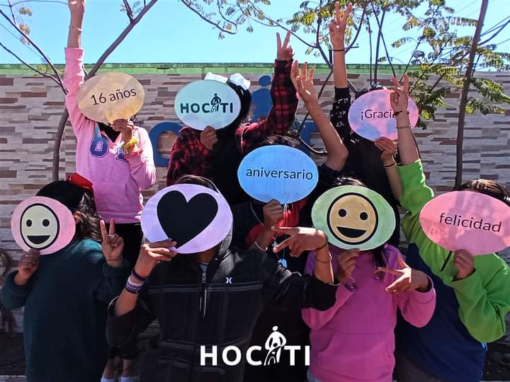Hocatis's tweet photo. ¡Hoy estamos muy felices, hoy cumplimos 16 años! 🎉
De parte de nuestros menores y de toda la familia Hocati te queremos agradecer por tu apoyo y dedicación a esta noble causa que va creciendo día con día ¡Gracias infinitas por todas sus muestras de amor y cariño! 🥰❤ https://t.co/U8tXK3S20E