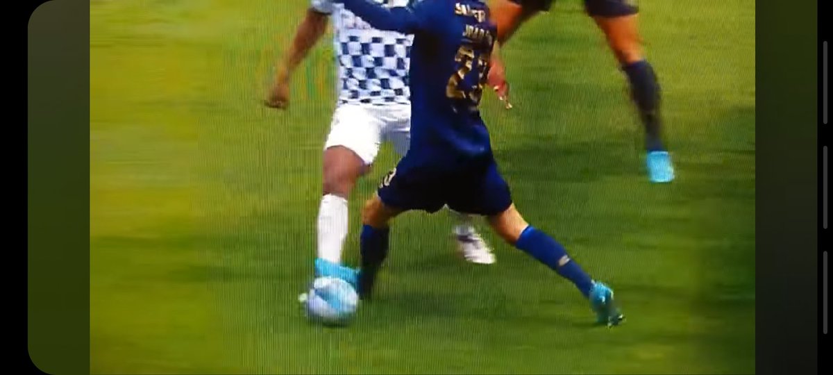 Jogar o resto do campeonato para quê? Entreguem as faixas!