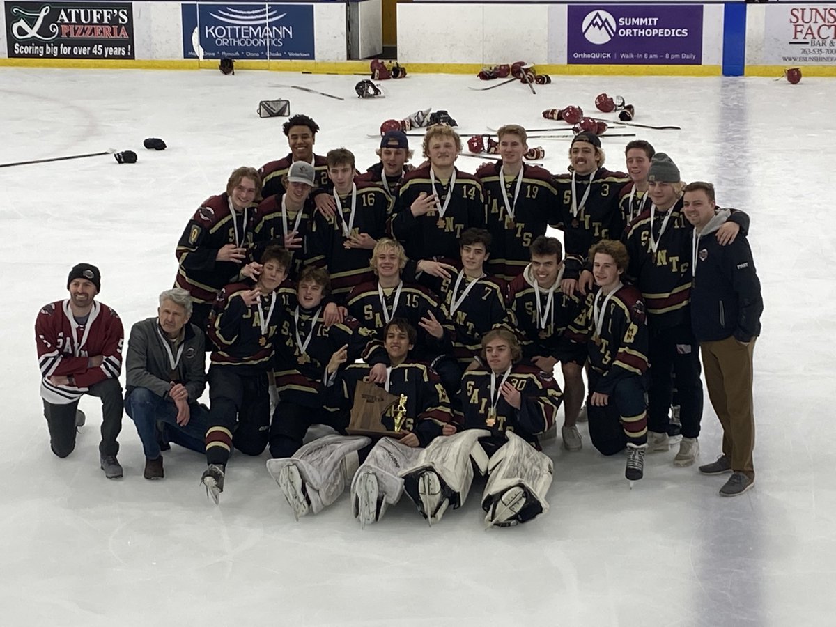 JgaGrove's tweet photo. 3rd in STATE!  The Saints did it with only 11 skaters!  3-2 over Wayzata.
@OMGHA2k https://t.co/F3N6uubKKg