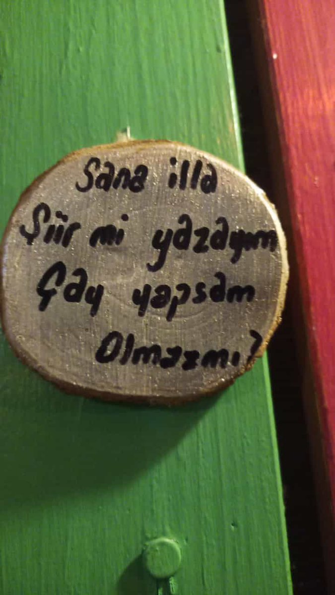 sudeehatipoglu's tweet photo. Balat ✨ https://t.co/UjPmV33WUA