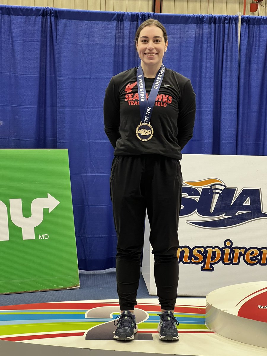 NLAthletics's tweet photo. Memorial Sea-Hawks #trackandfield team win 3 medals at the 2022 AUS T&amp;F Championships in Moncton, NB:
Alex Nunes - 300m silver medalist 🥈 
Erin McGettigan - pole vault silver 🥈
Shae LeDevehat - pentathlon bronze medalist 🥉 @MUNathletics @StJohnsTelegram #Congratulations https://t.co/oAHZhuGoxR