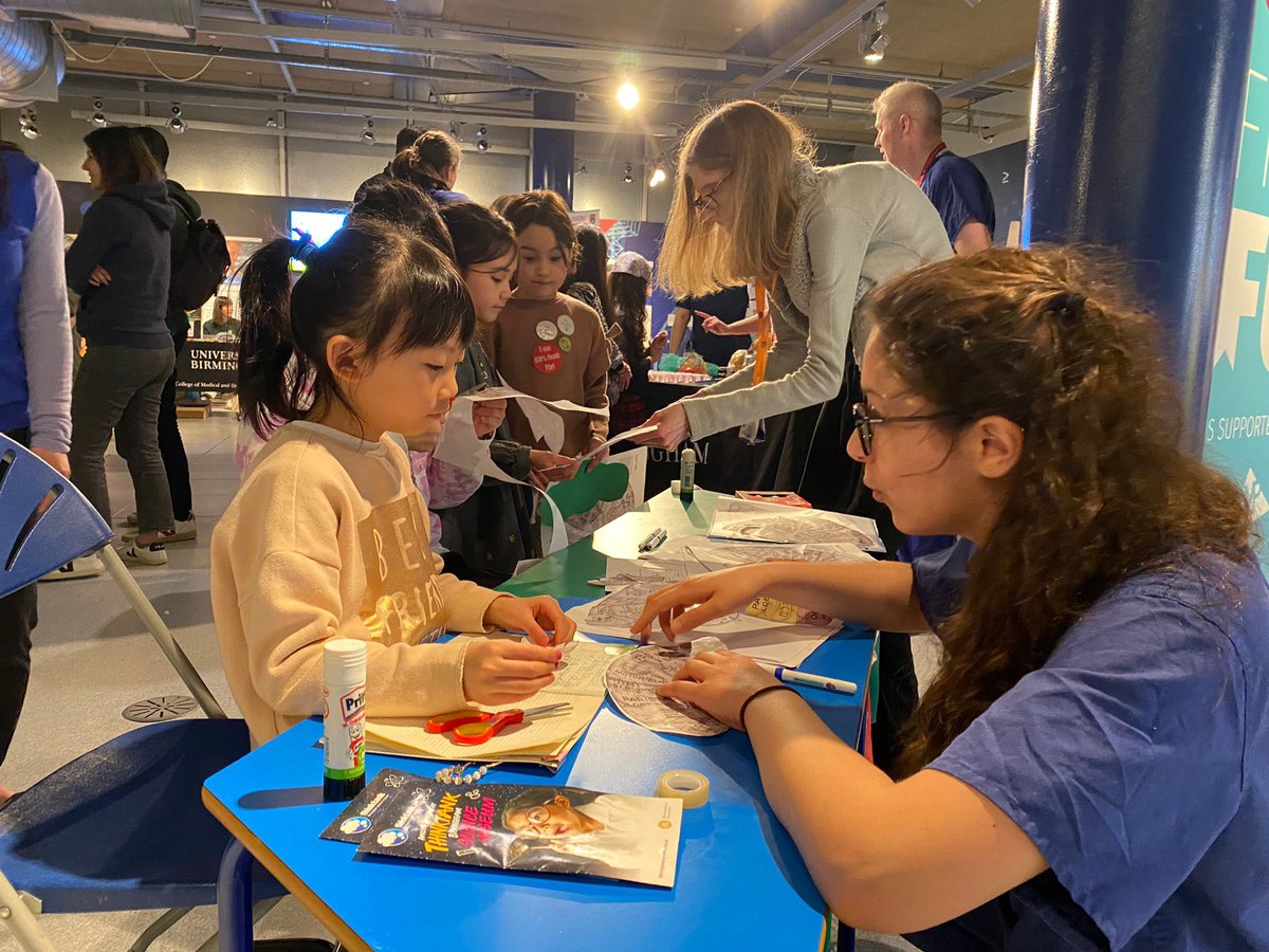 With the #UHBNeurosurgery and #UoB Neuro-oncology team at Midlands Art Centre and Thinktank Science museum for #brainawarenessweek having pink drink, making brain hats and learning about brain tumour research! <a href="/VictoriaWykes/">Victoria Wykes</a> <a href="/philohalloran/">Phil O'Halloran</a>
