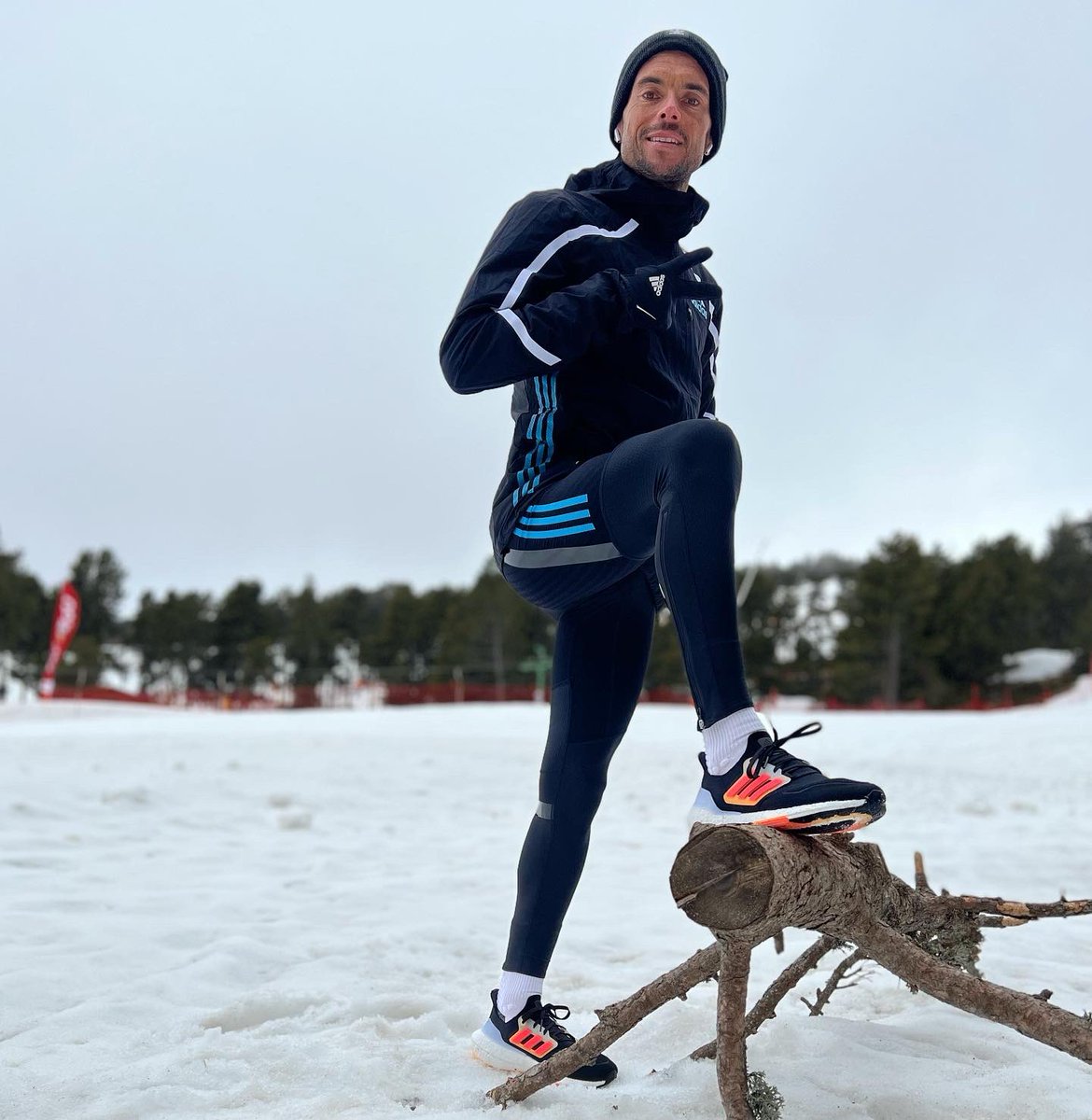 Pinto17Rui's tweet photo. Incrível o retorno de energia dos novos ULTRABOOST22. Ótima ajuda durante as minhas duras sessões de treino.⚡️

@adidasrunning 

#ULTRABOOST #CREATEDWITHADIDAS #HIENERGY https://t.co/LSMzUxJaUA
