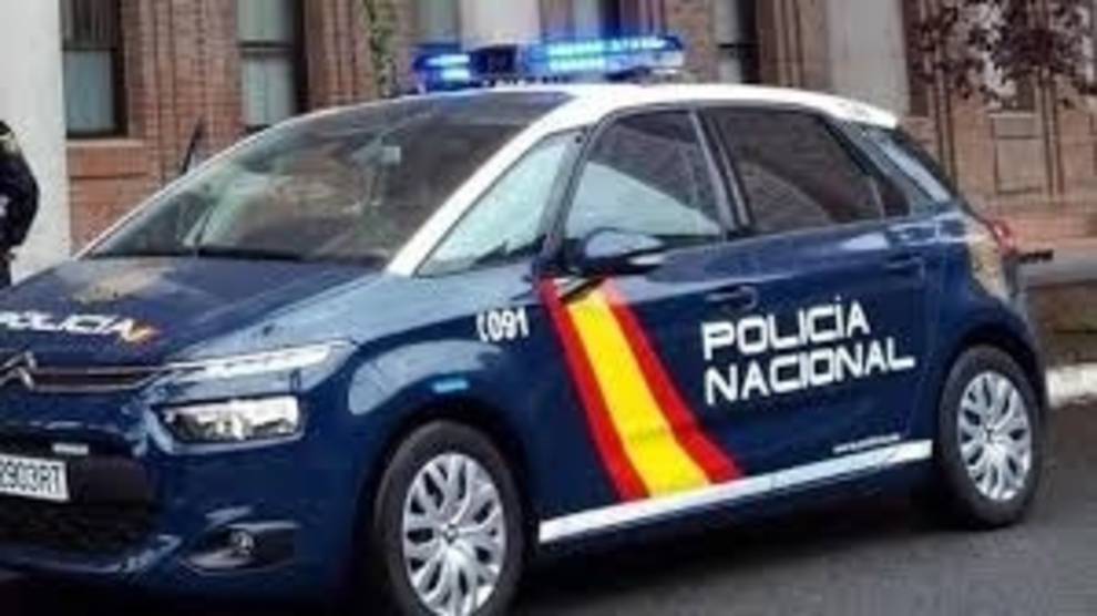 TribunaSal's tweet photo. ⤵️ | #Sucesos Tiroteo en el entierro de un fallecido por un incendio: hasta el momento un herido y un detenido
https://t.co/0ZMrQH2r5F https://t.co/qmjurN6foG