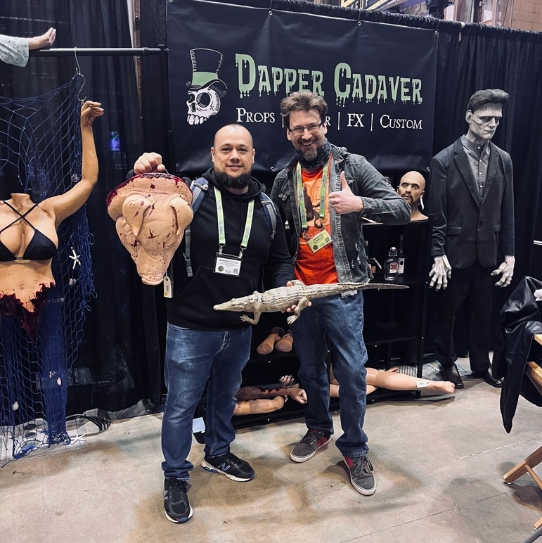 dappercadaver's tweet photo. Congrats to Rick C. of Nightmare on Geir St in Gurnee, IL for winning our Gator Prop Raffle at Haunt Show Booth 930! He's also taking home our Splatter Pig Head. Happy haunting! #haashow #dappercadaver #hauntedhouse #escaperoom #hauntedhouseprops https://t.co/V9WZoOk4XE