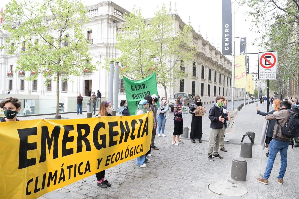 Escazú Ahora Chile es una campaña ciudadana que lleva años impulsando esta demanda en el país, principalmente desde regiones, y que cuenta con respaldo y apoyo de más de 200 ONG´s y más de una decena de juventudes políticas de izquierda, centro y derecha. (6/6)