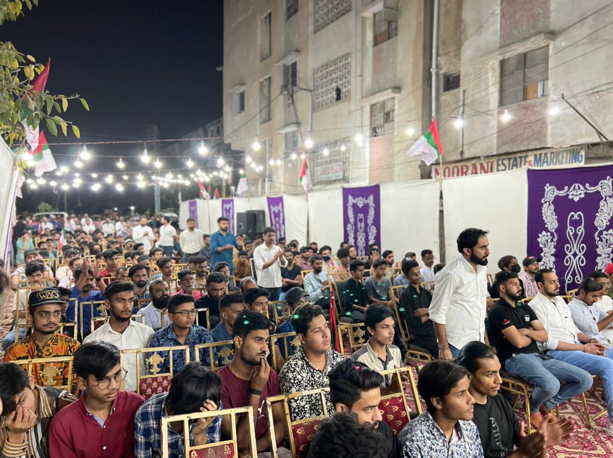 anzar_siddiq's tweet photo. 20/03/2022
ڈسٹرکٹ سینٹرل کے مختلف علاقوں سے تعلق رکھنے والے 230 سے ذائد نوجوانوں نے مہاجر یوتھ موومنٹ ( ایم کیؤ ایم پاکستان ) میں شمولیت اختیار کرلی۔ تقریب میں کنوینئر ایم کیؤ ایم پاکستان ڈاکٹر خالد مقبول صدیقی اور دیگر مرکزی ذمہ داران کی شرکت کی اور نوجوانوں کی شمولیت کو سراہا https://t.co/Rhr2wntq1w