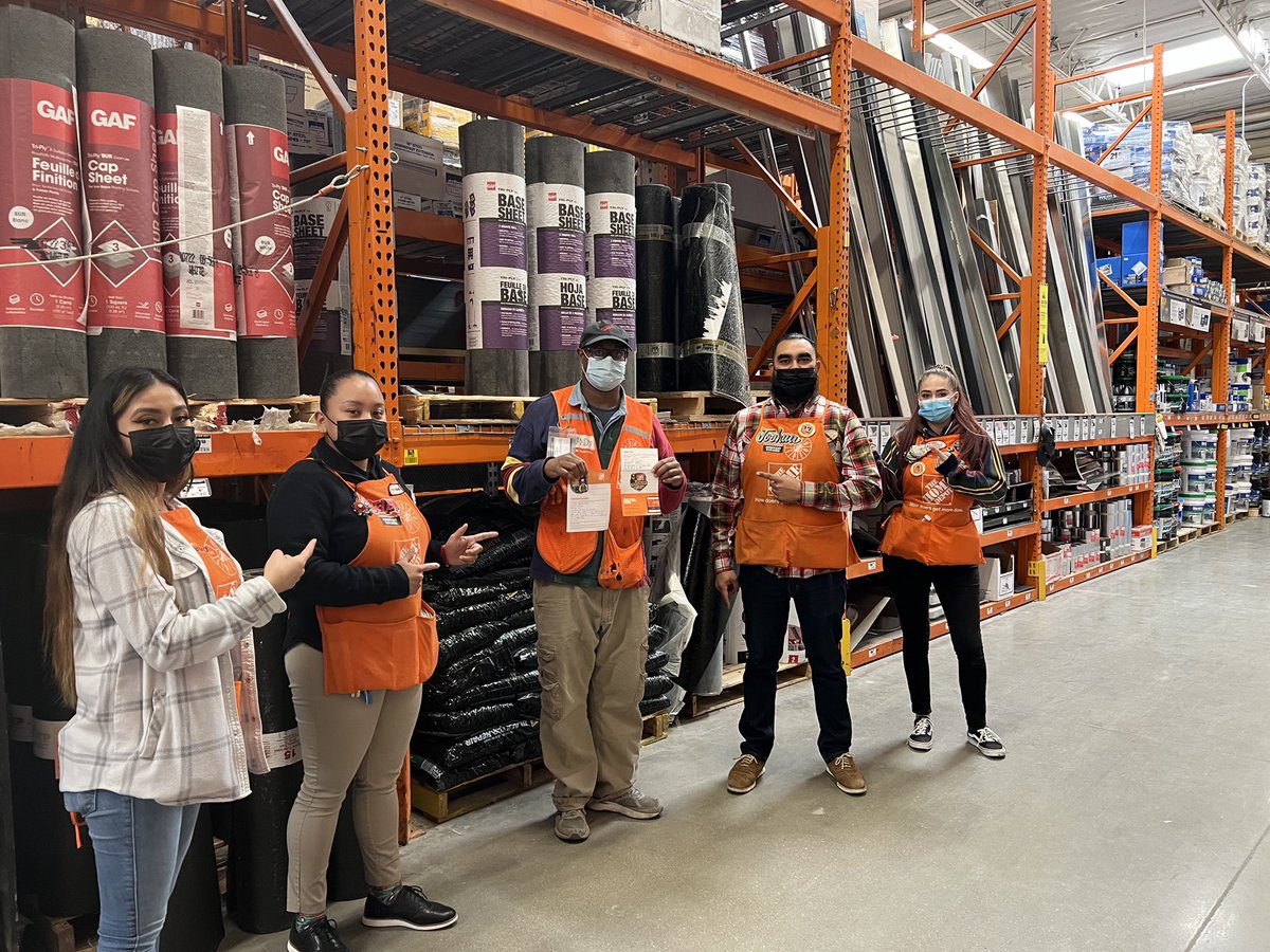 Congratulations 🎉 recognizing Brandon on his bronze badge and Jared on his platinum keep it up guys 🥳