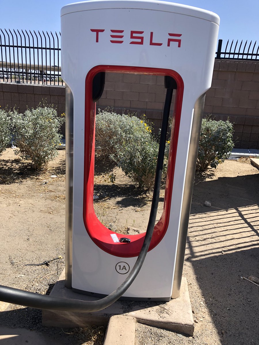 DizzyMaMa's tweet photo. Left my first drop. Can’t wait to see where Master ends up. #TeslaCaching @teslacaching https://t.co/eILbU1li86