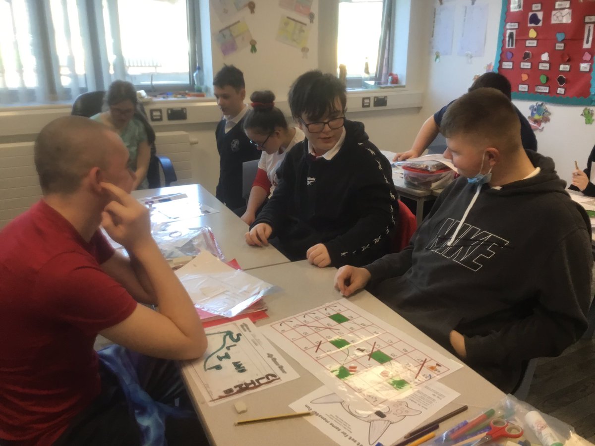 islwynsrb's tweet photo. Sirhowy are wrapping up the ‘All in a Game’ topic. This week we made our own board games and tested them with our friends. We also completed the collages of our computer game covers. #creativityiskey #variedlearning https://t.co/PNl6gXnSR2
