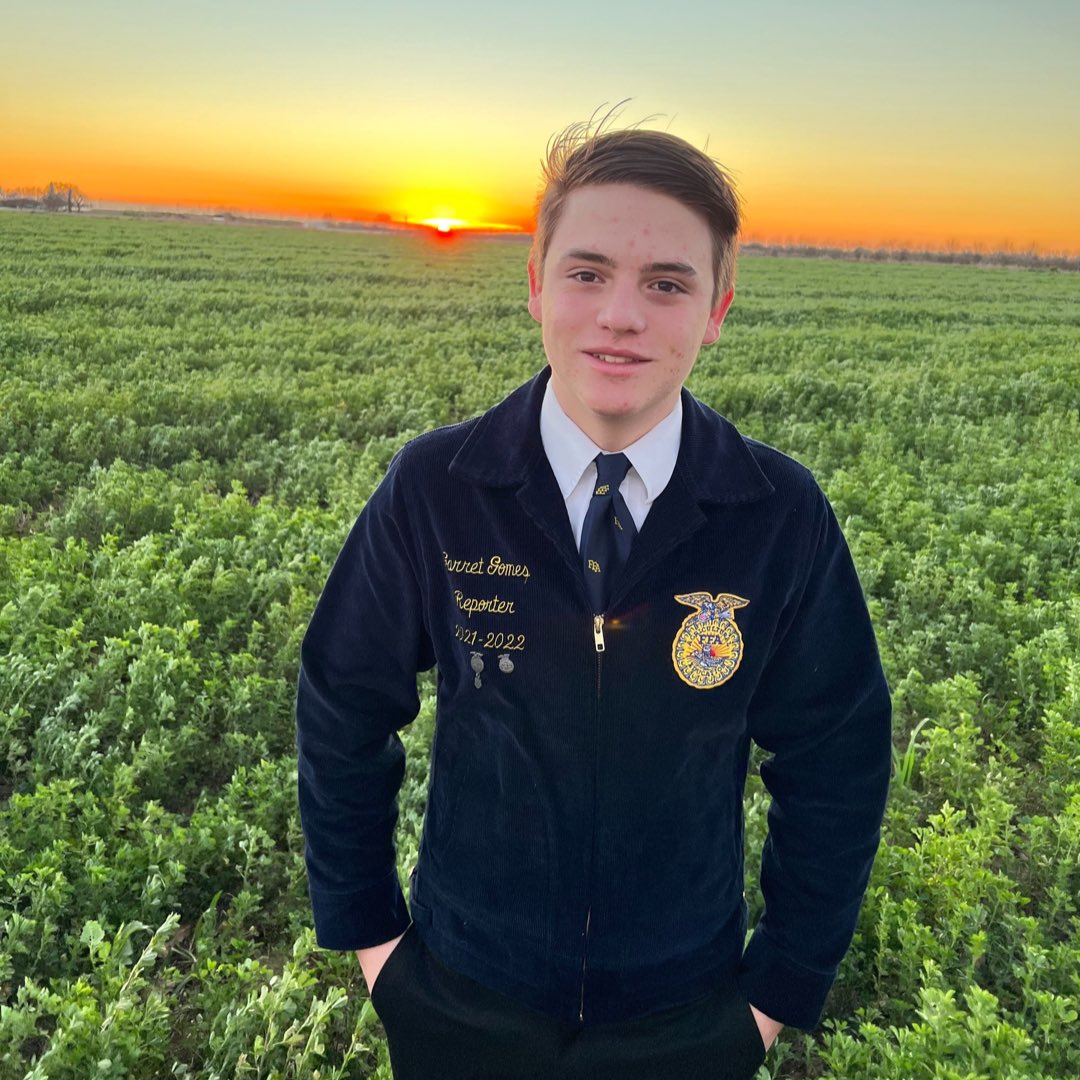 Garret Gomes from <a href="/GustineFFA/">Gustine FFA</a> was named the Star Reporter for our region! Being recognized for going above and beyond to promote Gustine FFA and its members through online newsletters and more, he’ll compete at state conference for the chance to be named State Star Reporter!