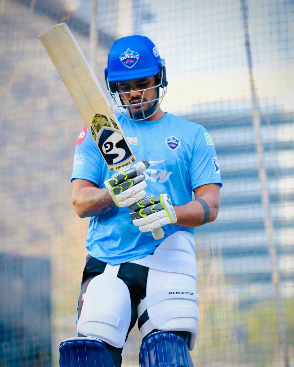 ripalpatel28's tweet photo. Bring it on!

#YehHaiNayiDilli  @DelhiCapitals https://t.co/7XHaE2wJ7W