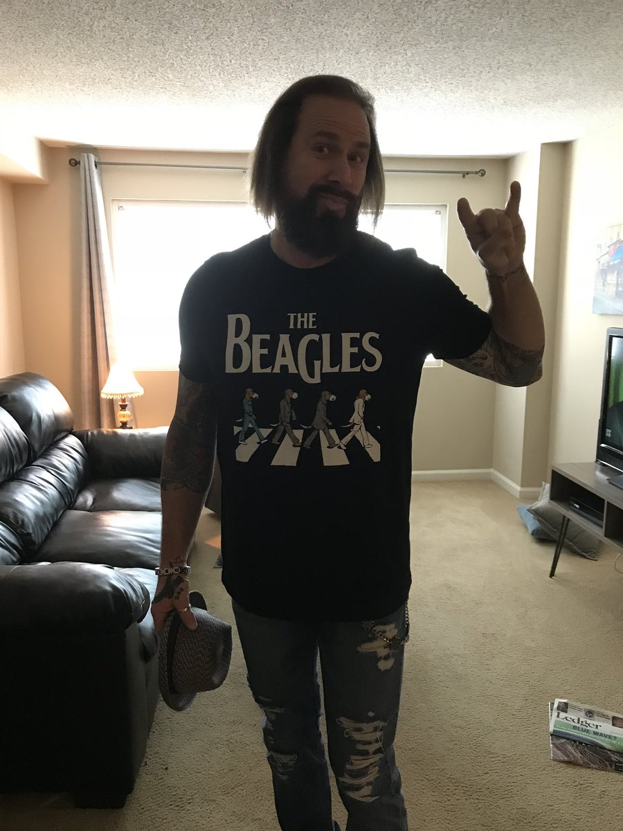 <a href="/MuttMerch/">Mutt Merch</a> Awesomeness! 

facebook.com/stories/138834…