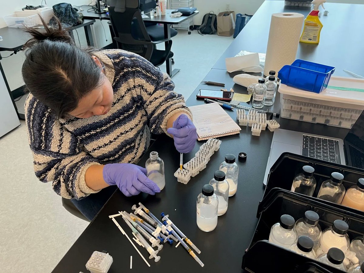 CharlieFink's tweet photo. #OVRTechnology is one of a handful of companies developing #scent technology for virtual reality.
Want to #smell in #virtualreality? A Burlington-based startup has the technology https://t.co/fyscFQkTjI https://t.co/ZFNb9mMWGZ