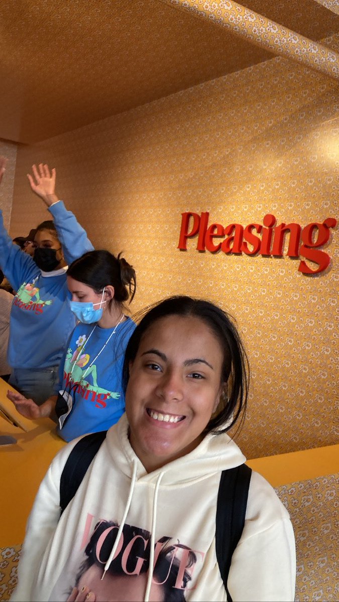 arrocitodo's tweet photo. yeah i went !!!#pleasingnyc https://t.co/kjd6PKWFin