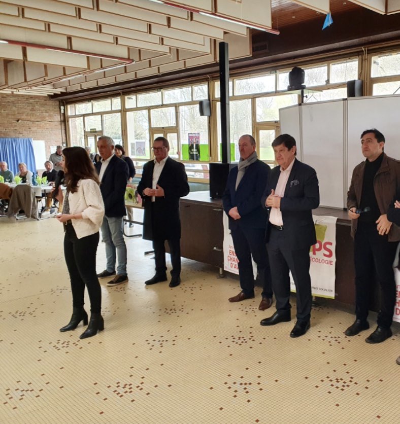 PatrickKanner's tweet photo. Une belle fête de la Rose à Lomme pour mobiliser dans cette dernière  ligne de campagne . @rvicot  @Sarah_Kerrich https://t.co/vTQrMom3QR
