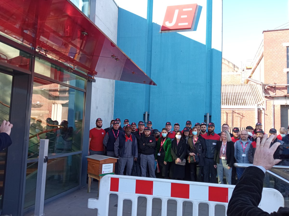 François FERNANDEZ ESTEPA (@francoisestepa) on Twitter photo Ce vendredi, signature de 23 contrats pro, précédé d'une préparatoire opérationnelle a l'emploi chez JEUMONT ELECTRIC
<a href="/prefet59/">Préfecture de la région Hauts-de-France et du Nord</a>
<a href="/FaycalJelil/">Fayçal JELIL</a>
<a href="/SeverineDelong/">Delong Severine</a>
<a href="/ElsaMiquel/">Miquel Elsa</a>
@pole_emploi Ce vendredi, signature de 23 contrats pro, précédé d'une préparatoire opérationnelle a l'emploi chez JEUMONT ELECTRIC
<a href="/prefet59/">Préfecture de la région Hauts-de-France et du Nord</a>
<a href="/FaycalJelil/">Fayçal JELIL</a>
<a href="/SeverineDelong/">Delong Severine</a>
<a href="/ElsaMiquel/">Miquel Elsa</a>
@pole_emploi