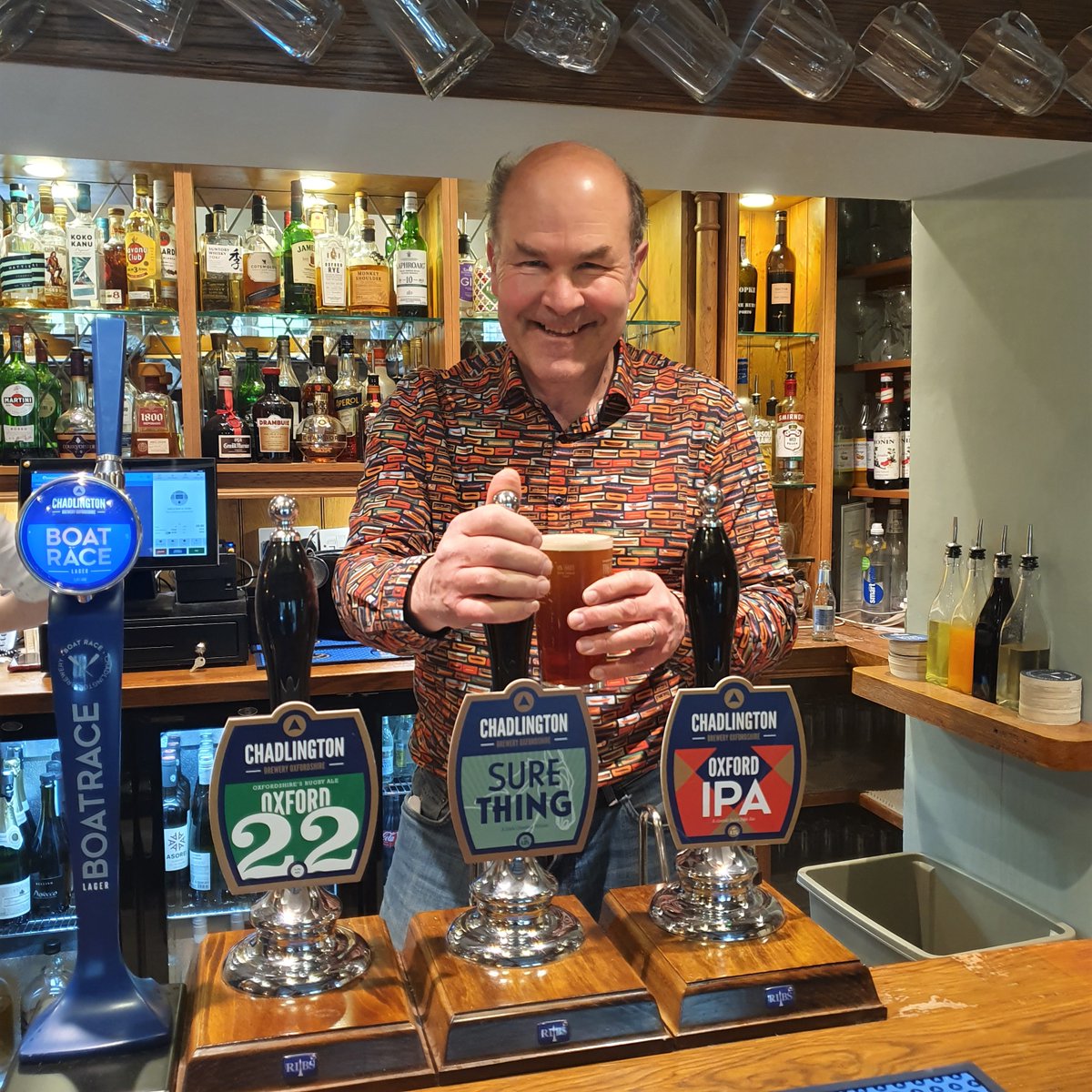 TheWineTipster's tweet photo. #Sundaylunchtime Pulled a few pints of the excellent Sure Thing at The Tite Inn in Chadlington. A big winner for @Chadbrewery during this year's Cheltenham Festival and hope a runner for 2023. #surething #CheltenhamFestival2023 https://t.co/Q2lbbVg1rt