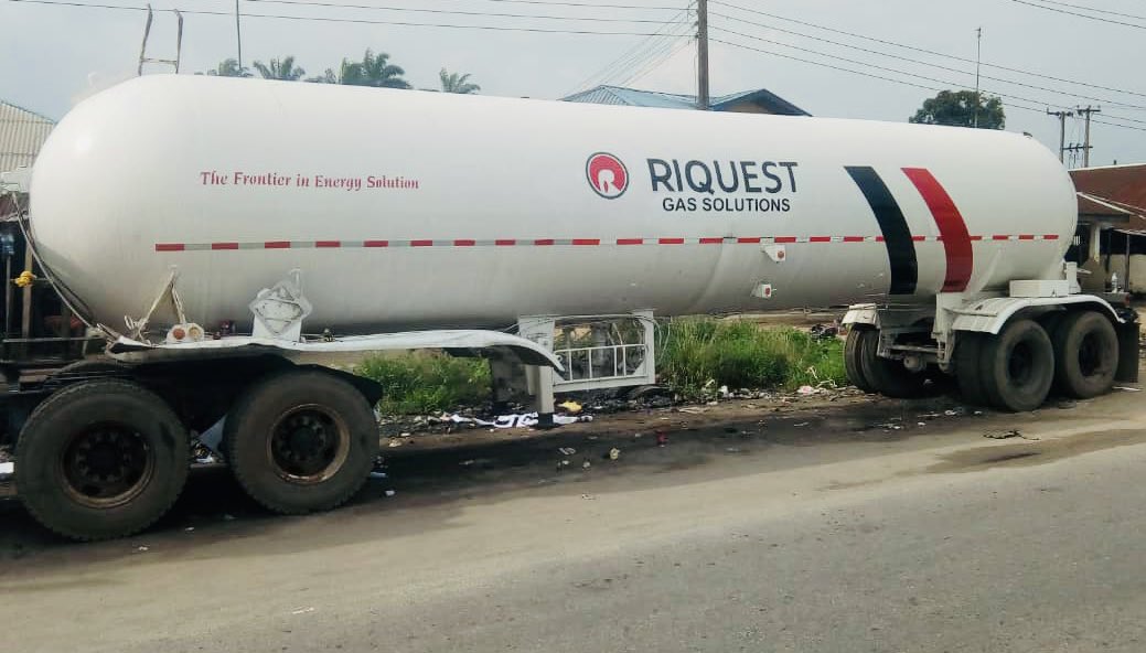 We have the capacity to invest in five LNG trailers according to UK 🇬🇧 specification and sign contract agreement with any of the major buyers of LNG from GRAIN LNG.

This trailers will be managed by this companies and we will support from afar.

THLD GROUP on a mission.

WE CAN💪🏿