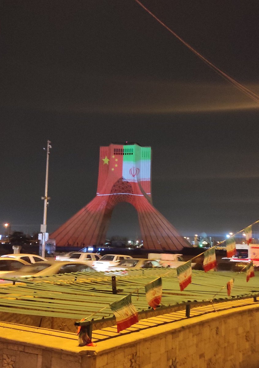 dehghan_Tbhkrr's tweet photo. سال نوی ملی vs سال نوی چینی https://t.co/q9B37CvEtk