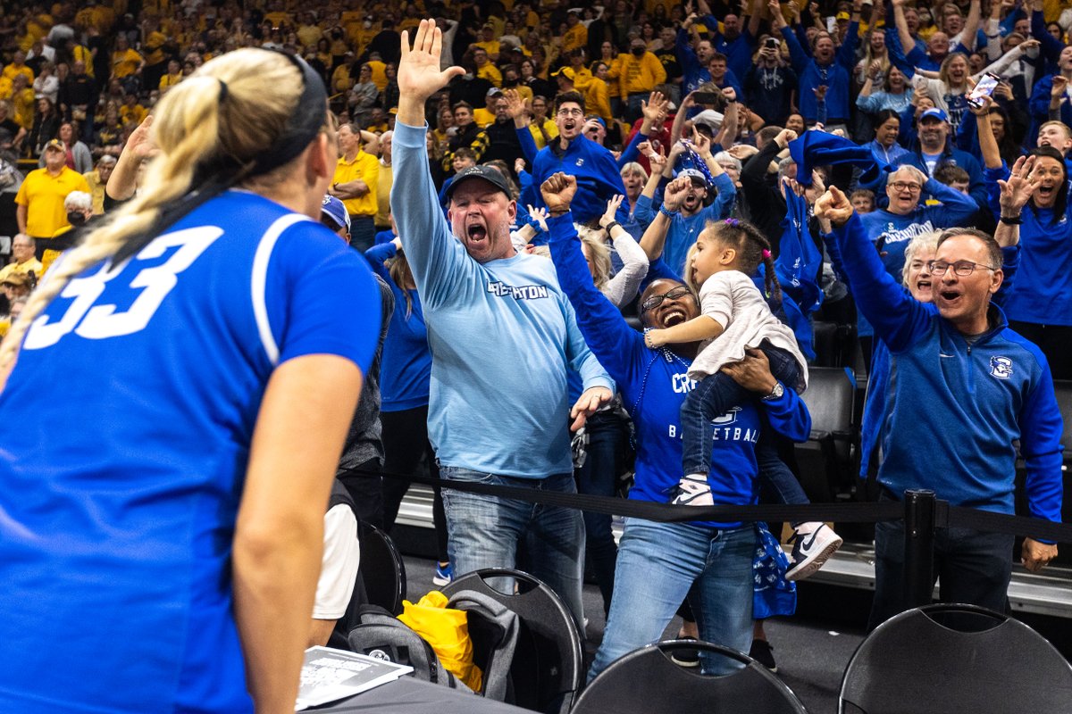 FINAL <a href="/CreightonWBB/">Creighton Women’s Basketball</a> over <a href="/IowaWBB/">Iowa Women's Basketball</a>!!  64-62
 
#SweetSixteen
#MARCHMADNESS
#gojays  📸 <a href="/lilyas53/">Lily Smith</a> 
Full slideshow-->  omaha.com/sports/college…