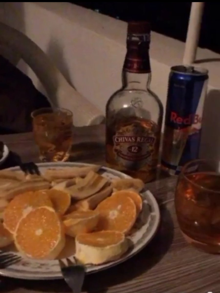 Biz başladık kutsalı şimdi herkesi iyi geceler