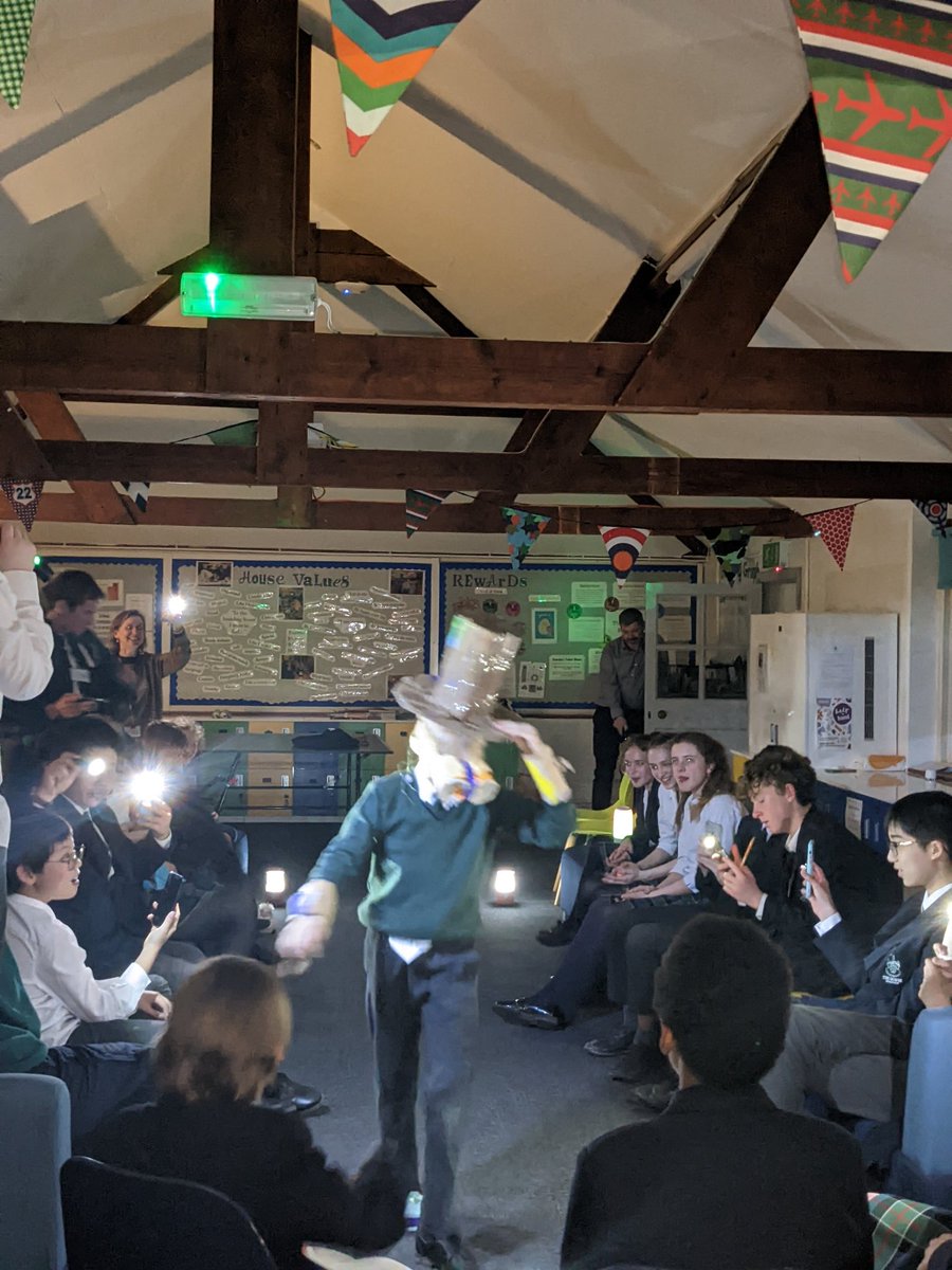 TDMHouseParents's tweet photo. The finale of #earthawareness week in the boarding house was the #recycling #fashionshow where the children strutted their cardboard and plastic hats, suits and accessories. #creativity #collaboration #iloveboarding https://t.co/HAqEOxF35U