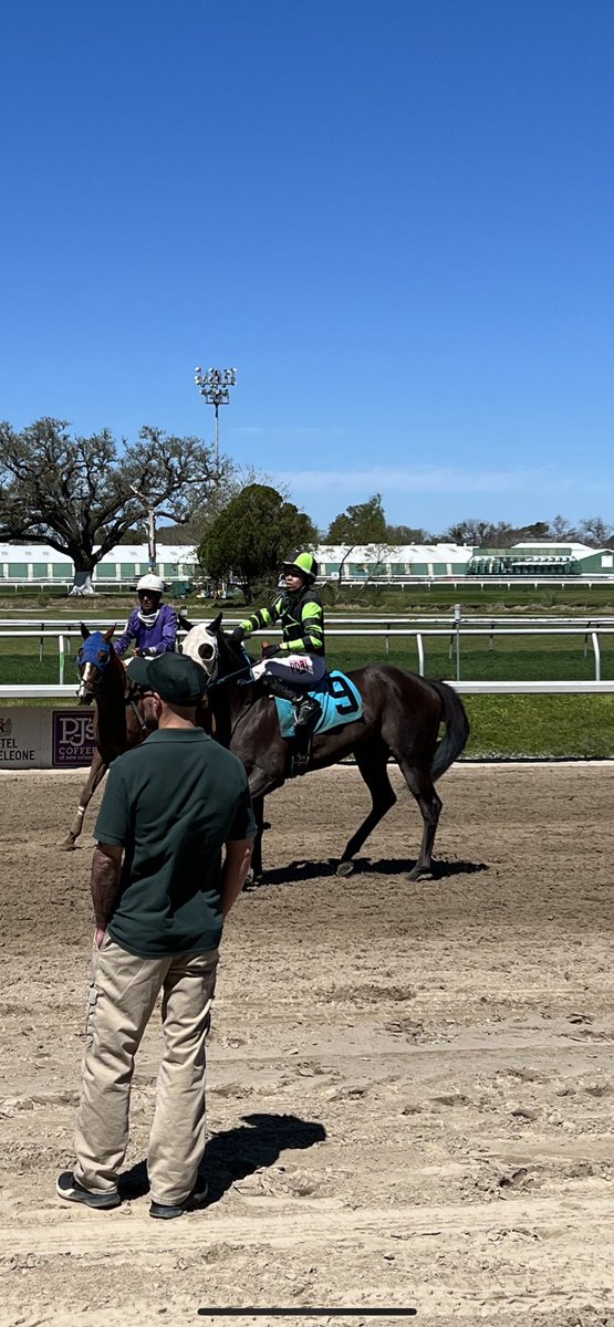 BammmStables's tweet photo. Another great ride by @jockeypedrozajr getting Cheyann Glitters up the rail for a strong 2nd place finish @fairgroundsnola! #BAMMM https://t.co/qLas0PuoOf