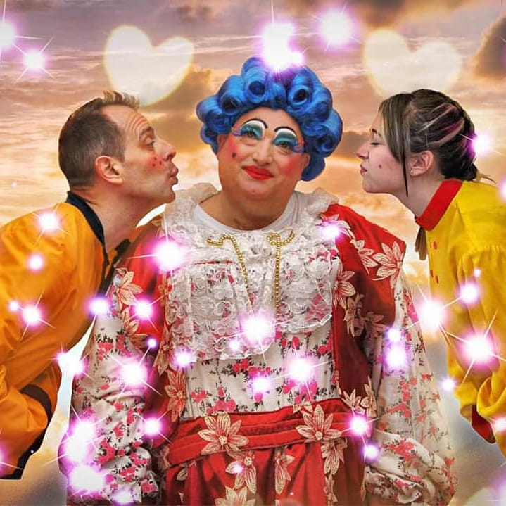 jonpattison52's tweet photo. Not long now for minehead panto peoples production of Aladdin tickets are on sale from the regal theatre website. Come and join in the fun!! Cheer, booo and hisses @RegalTheatre dates are 26th April - 23rd April 2022 https://t.co/hm7ezRWPg7