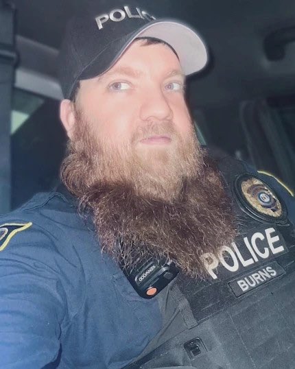 bigricanman's tweet image. Rest In Peace Bonne TerrePD PO Lane Burns who was shot &amp;amp; killed on 3/17/22 while responding to a disturbance. He was a 5 year veteran &amp;amp; leaves behind a fiancé &amp;amp; 2 children. Please retweet to honor him 😞💙🖤 #BackTheBlue #BlueLivesMatter #StopKillingUs #EnoughIsEnough